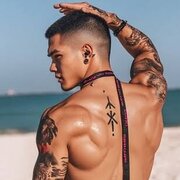 英雄故事圈
